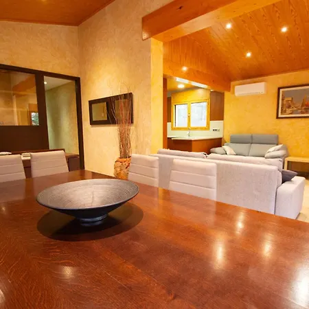 Spacious Countryside Costa Brava Relax Villa Sils