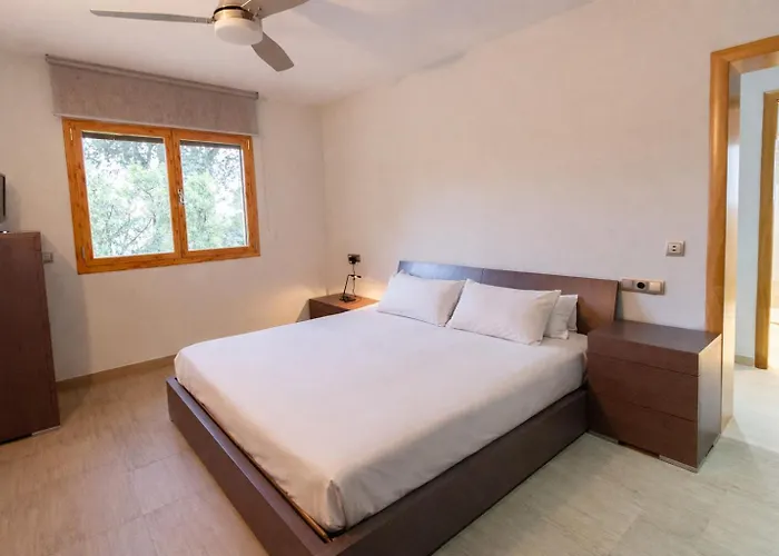 Spacious Countryside Costa Brava Relax Sils