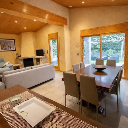 Spacious Countryside Costa Brava Relax *