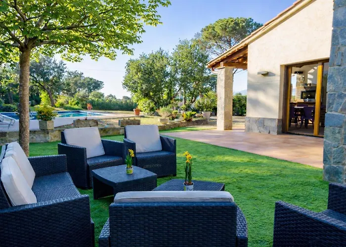 Spacious Countryside Costa Brava Relax